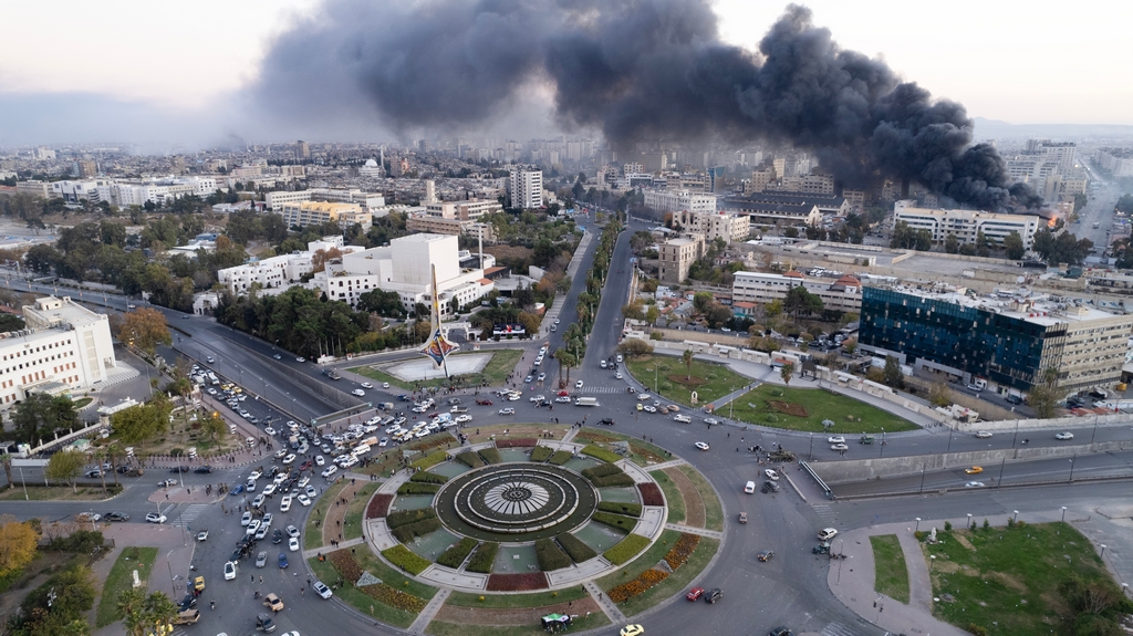 תקיפה של חיל האוויר הישראלי בדמשק, מיד לאחר נפילת משטר אסאד. צילום: Shutterstock 