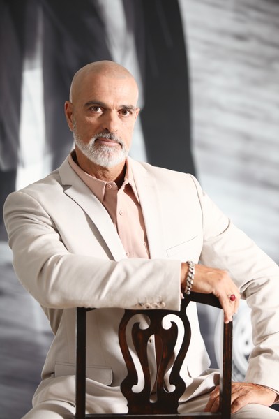 "אני אדם טיפולי, שאוהב להעניק ולעזור כדי שאנשים יצליחו". צילום: יעל צור 