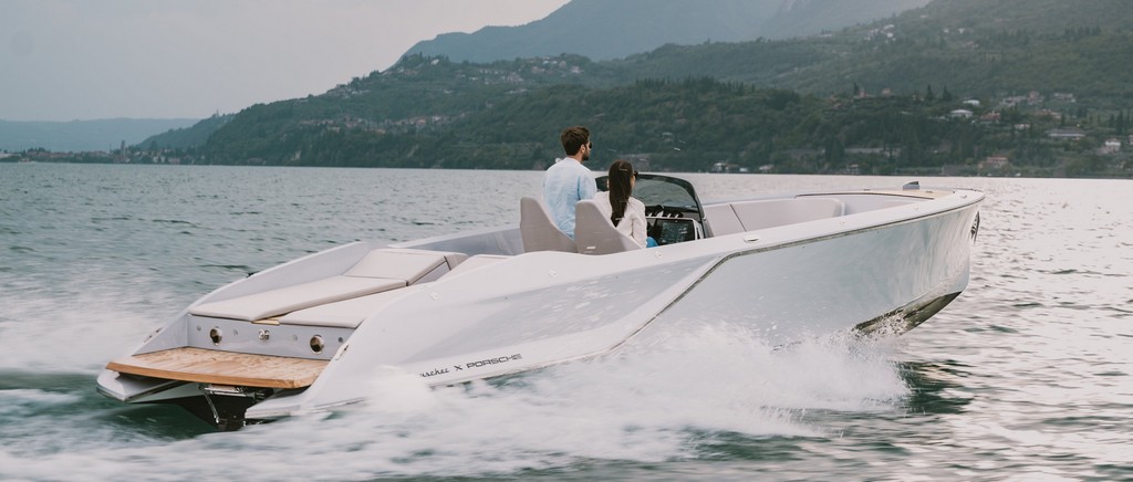 Frauscher x Porsche 850 Fantom Air צילומים: Porsche Newsroom