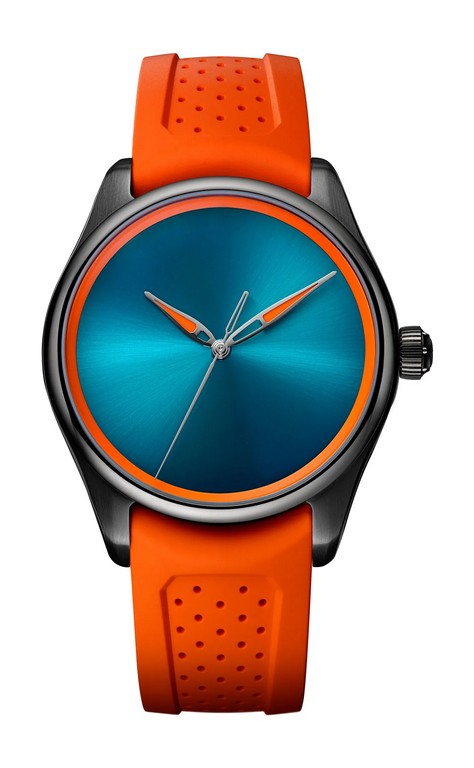 H. Moser & Cie Pioneer Centre Seconds Spiced Aqua