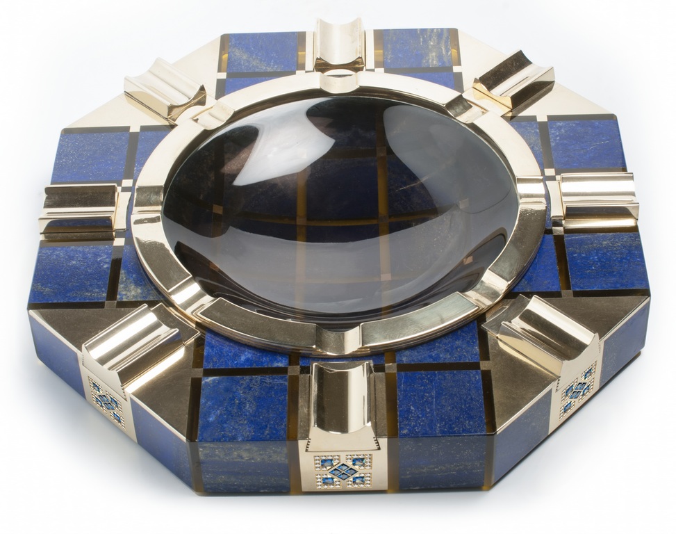 G.P. Grant Octet Exclusive Ashtray. צילומים: G.P. Grant