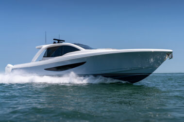 Sport Yacht. צילומים: Valhalla Boatworks