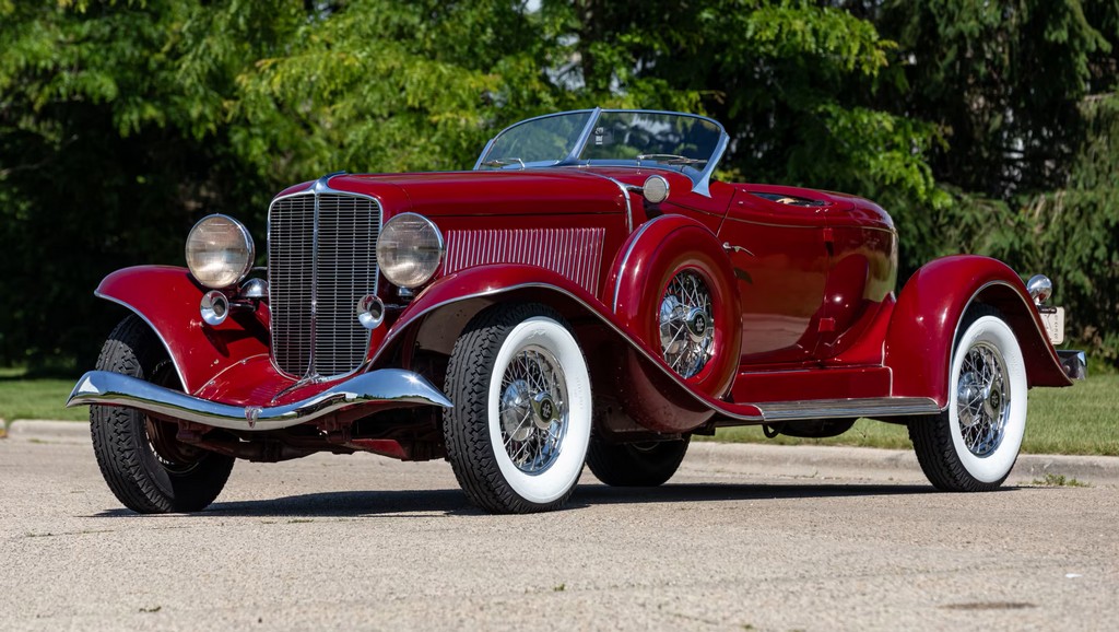Auburn 12-165 Salon Speedster 1933