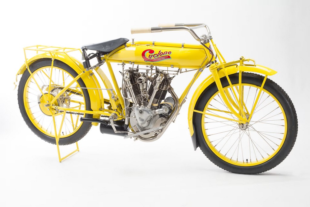 Cyclone V-Twin 1915