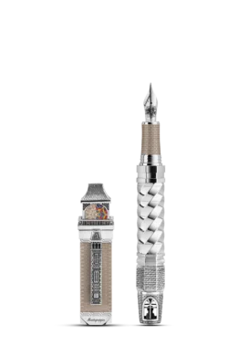 עט נובע Montegrappa Wednesday עם מכסה דמוי מגדל אקדמיית נוורמור ועיטורים גותיים